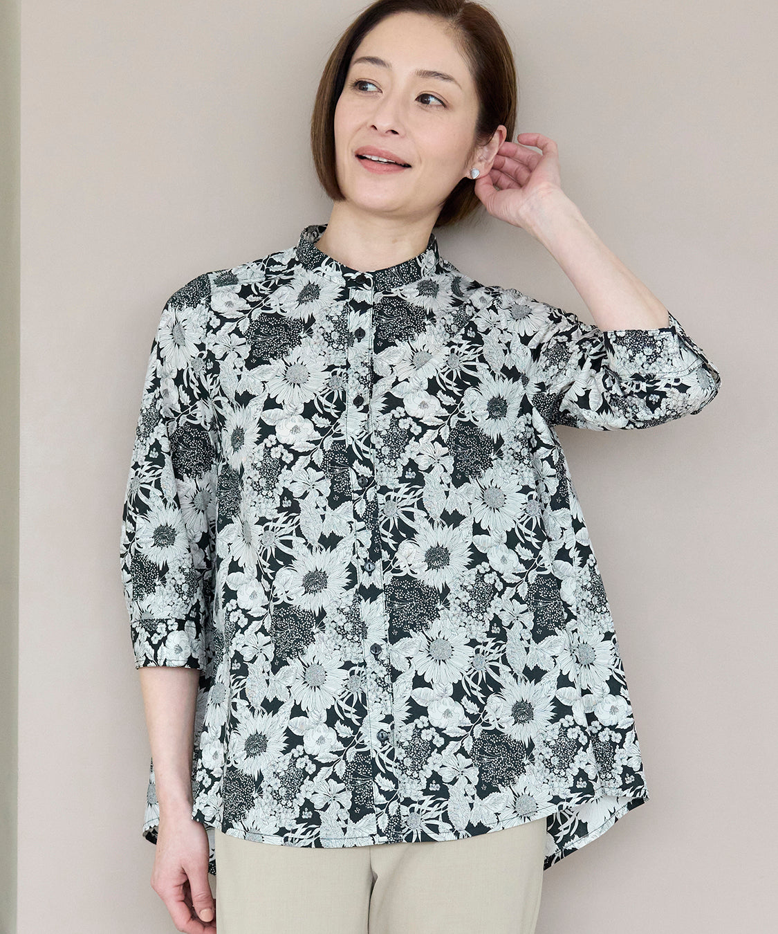 リバティ スイムダンクレアシルスムースノーカラーブラウス リバティ