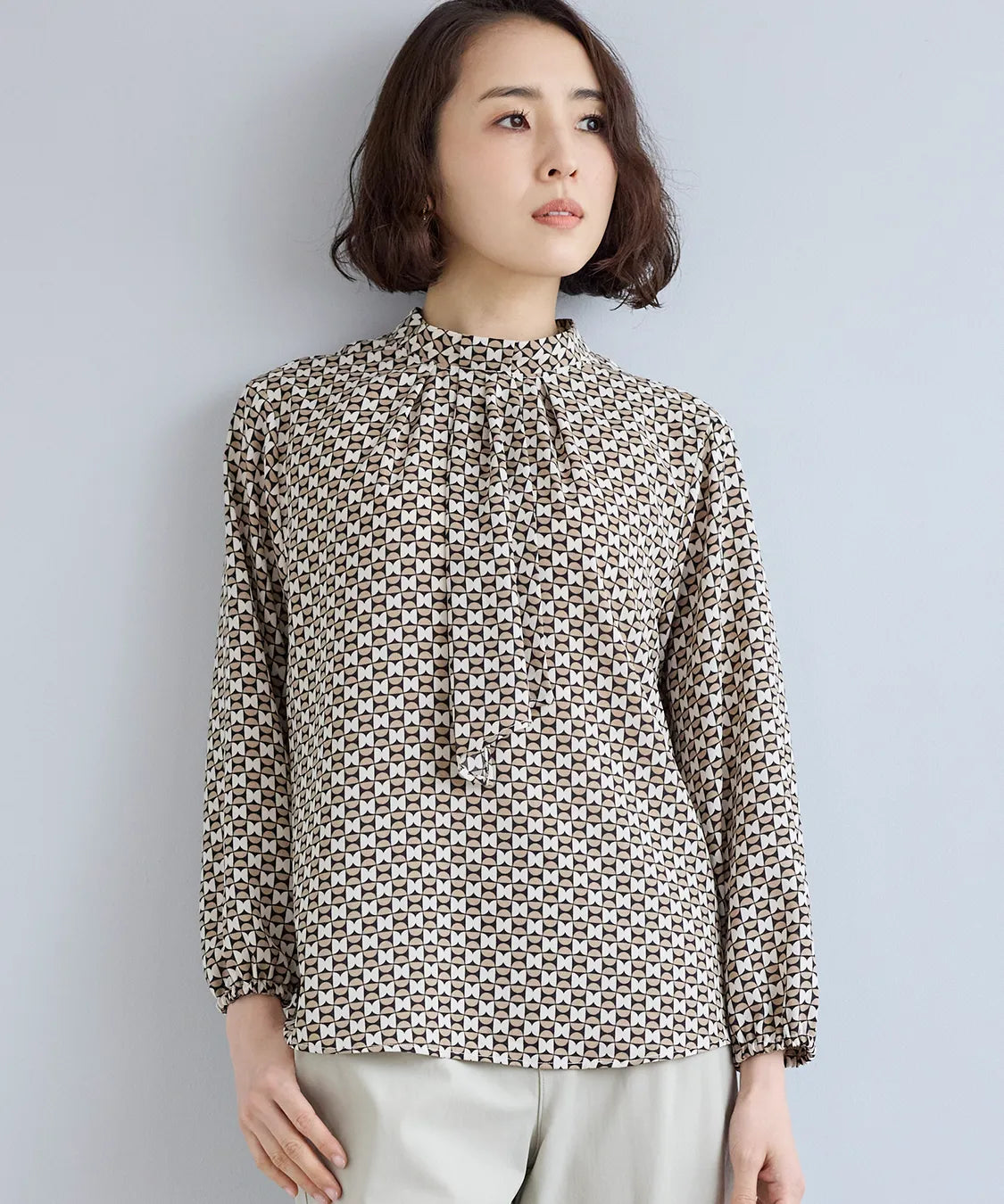 キャンサーデシンプリントブラウス  KANSAI BIS(カンサイビス)