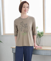 カーキの代表画像