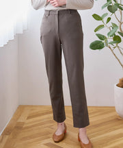 カーキの代表画像