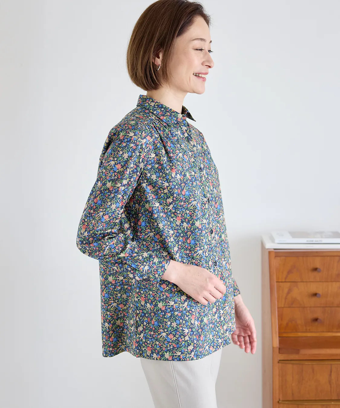 リバティ バードソングブライトスエートロングブラウス SAVOIR (サヴォア)