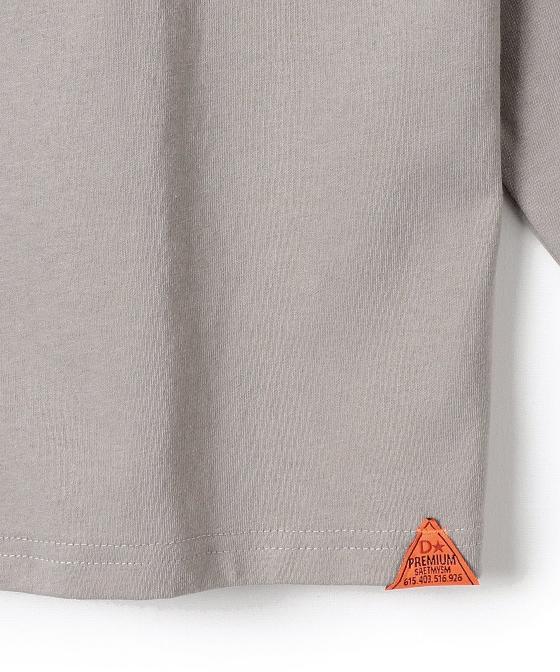 DENIMUS 立体ロゴTシャツ