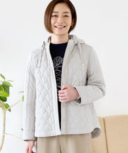 ベージュの代表画像