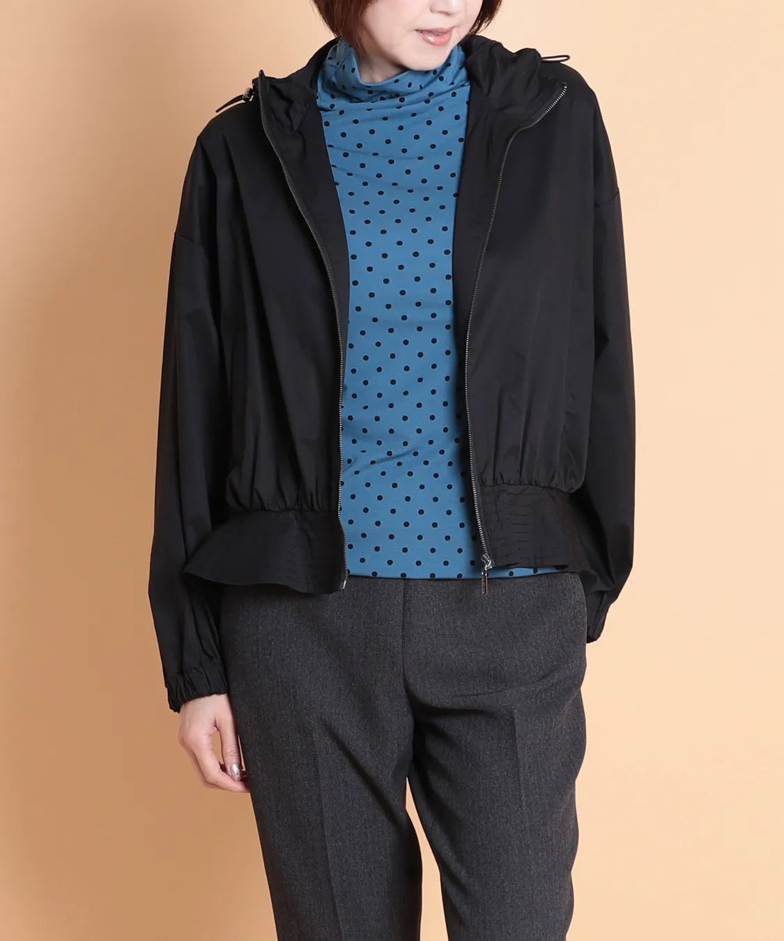 ペプラムフーディー　セラビ(C'EST LA VIE)