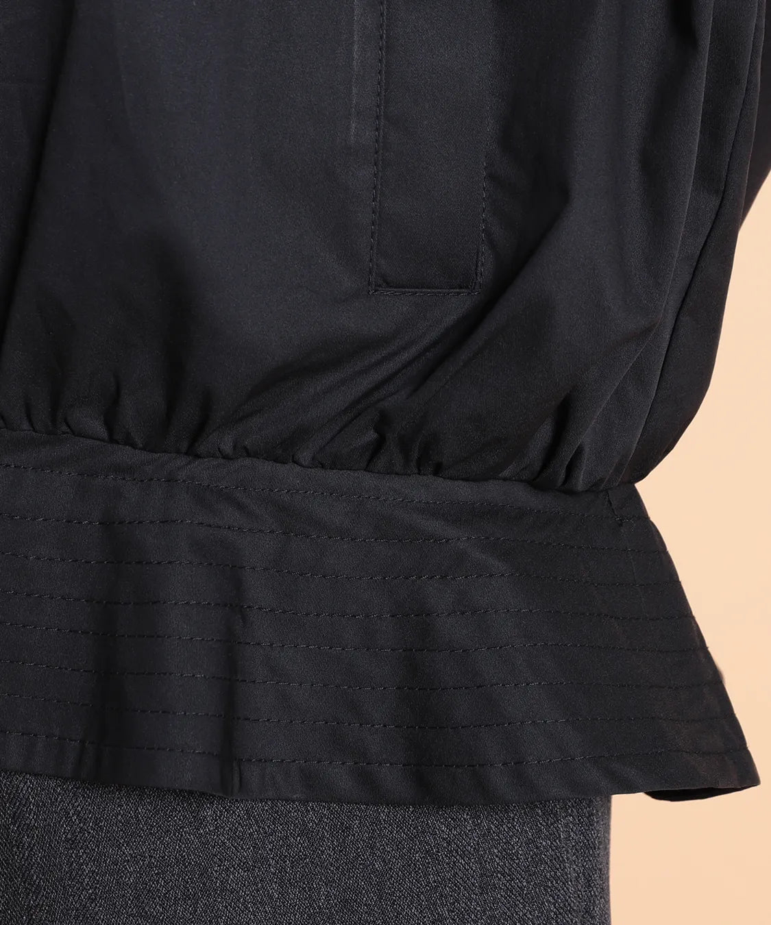 ペプラムフーディー　セラビ(C'EST LA VIE)