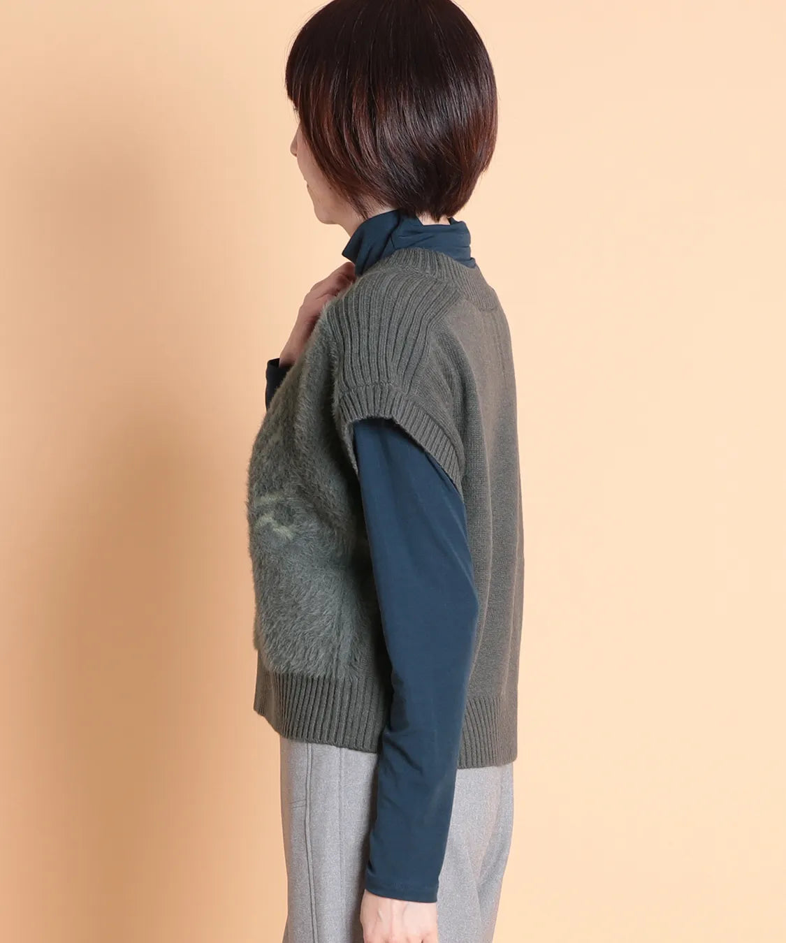 シャギーロゴベスト　セラビ(C'EST LA VIE)