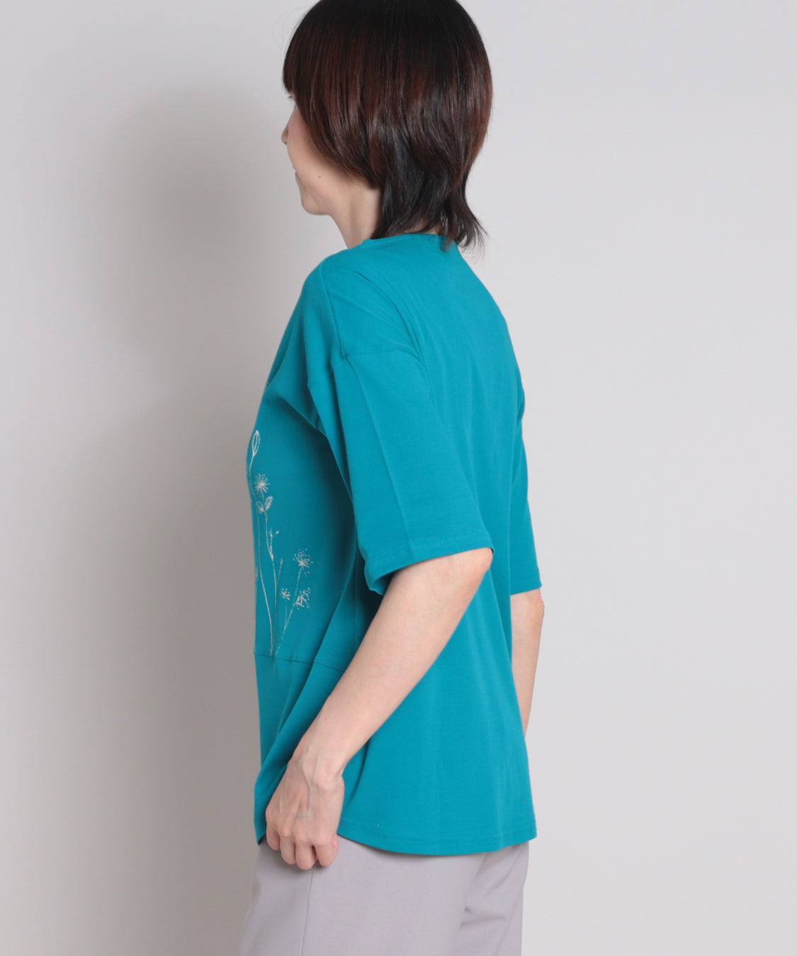 やわらか花柄 ゆったりTシャツ  elife select(イーライフセレクト) 