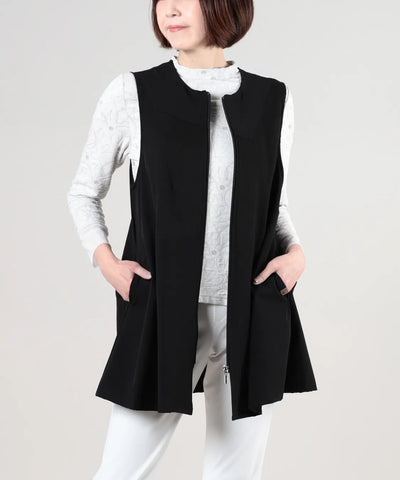 カーディガン・ベストなら50代60代からのおしゃれなレディース