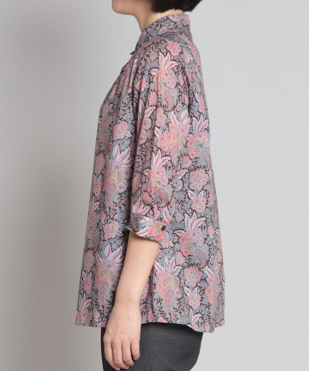 【3枚セット】スタッフォードシャー　リバティブルー　enoch  Parkes - スタンドカラー襟下ギャザー 背中ヨーク7分袖ブラウス