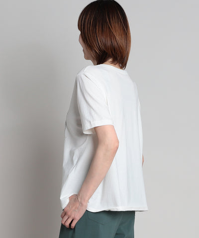 フラワー刺繍Tシャツ セラビ(C'EST LA VIE)