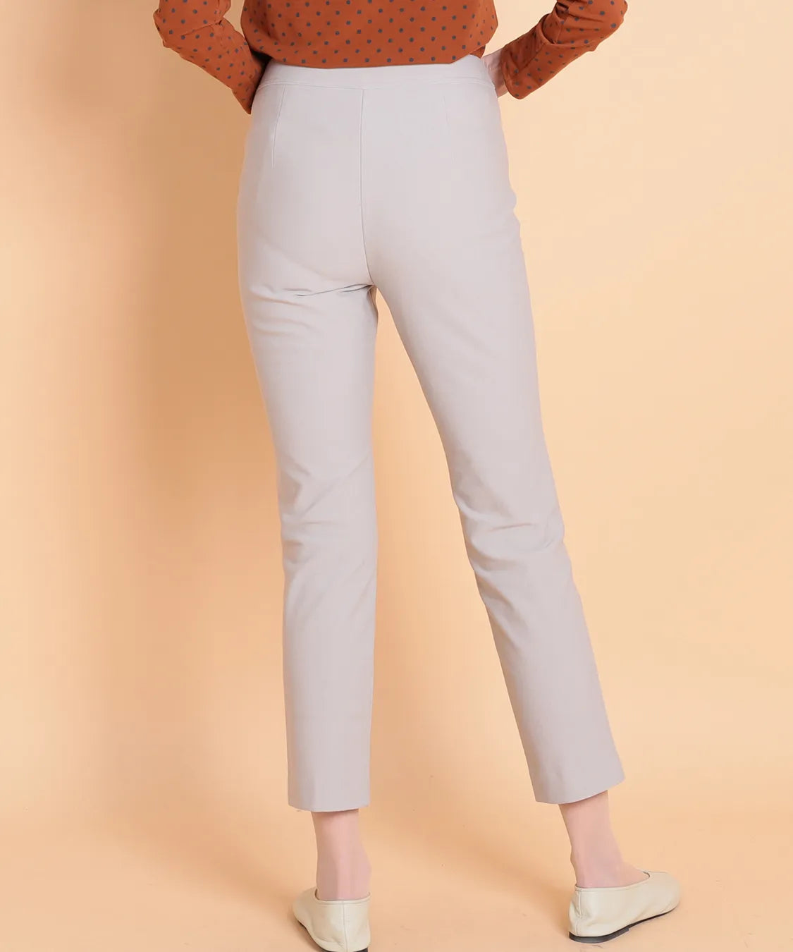 パーシャルHTピーチPOスリムアンクルパンツ   LANTANA(ランタナ)