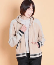 ベージュの代表画像