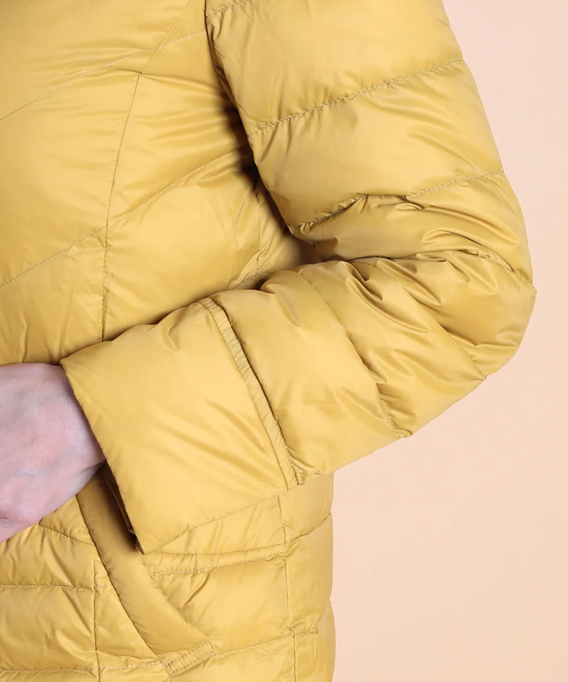 キャスタークロスダウンジャケット KANSAI BIS(カンサイビス)