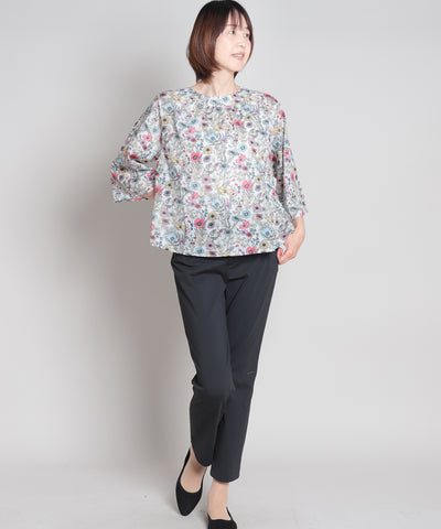 フローラルキャンバス・七分袖トップ   elife select(イーライフセレクト)