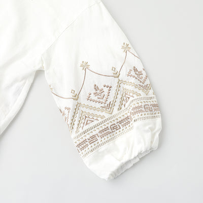 綿混ピケ袖刺繍ブラウス  【サマーセール】